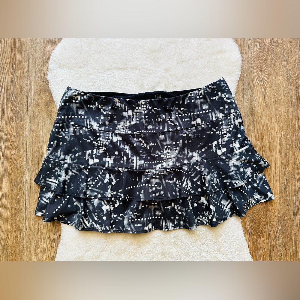 Tail Tennis Skorts Black and White Patterned
